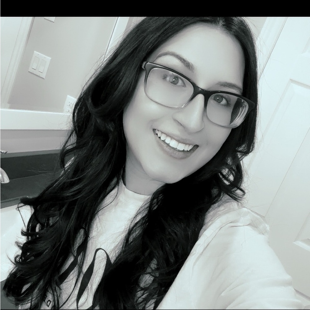 Meet your Posher, Dana